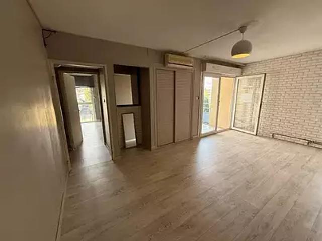 Bagnols sur Cèze 30200 Achat / Vente appartement 3 pièces t3