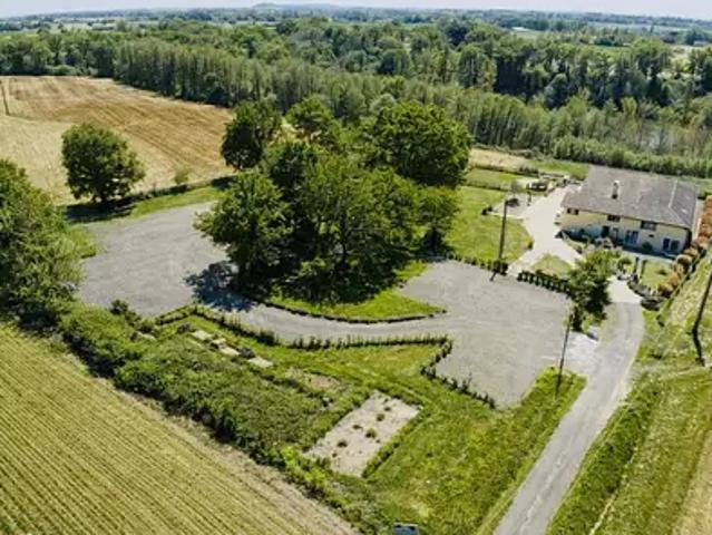 Bahus Soubiran 40320 Achat / Vente maison 15 pièces t15 jardin