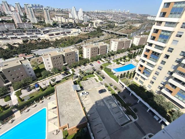 Bahçeşehir Mesa Nurol Kirazlı Bahçe 4+1 Şerefiyeli Satılık Daire