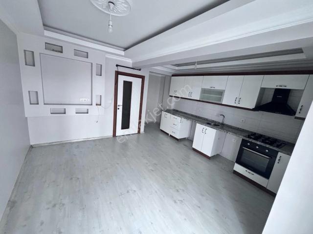 Bahçeşehir Mobilyacılar Çarşı Karşısı 2+1 75m2 2+1 Kiralık Yüksek Giriş Daire 25.000₺