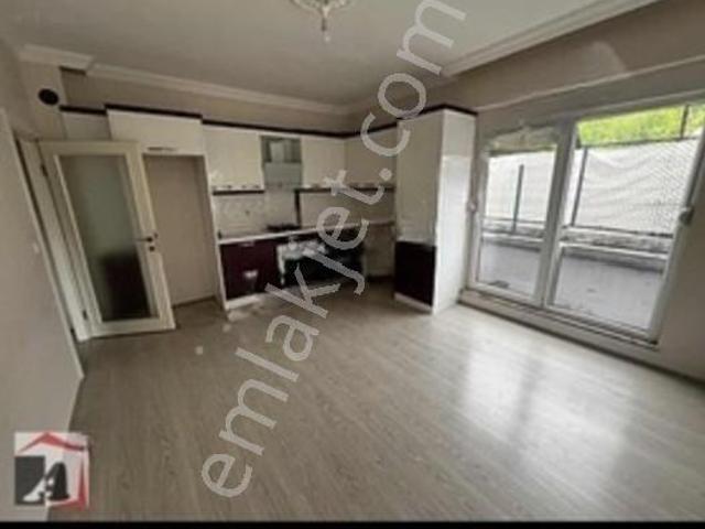 Bahçeşehir Kolji Üstünde Kiralık