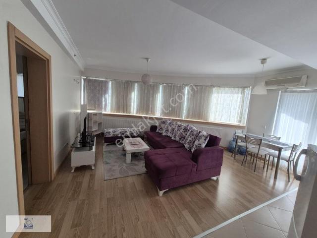 Bahçeşehir Spradon Quartz'da Eşyalı 1+1 Kiralık Daire