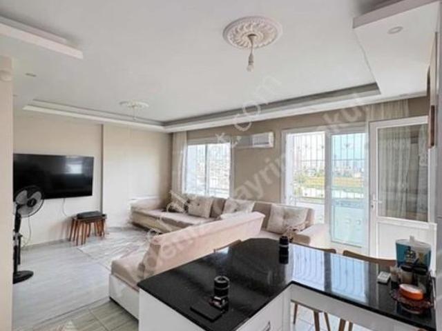 Bahçeşehir'de 2+1 Yatay Mimari Dubleks Teraslı Satılık Daire
