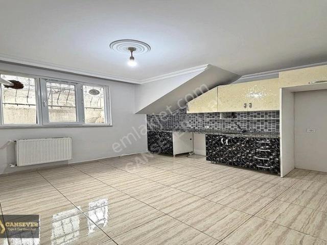 Bahçeşehire Komşu Geniş M² 2+1 Satılık Daire