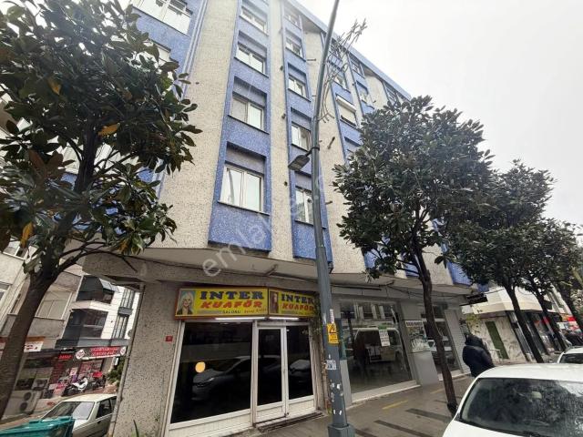Bahçeleivler Siyavuşpaşa Mahallesinde 2+1 90 M2 Satılık Daire