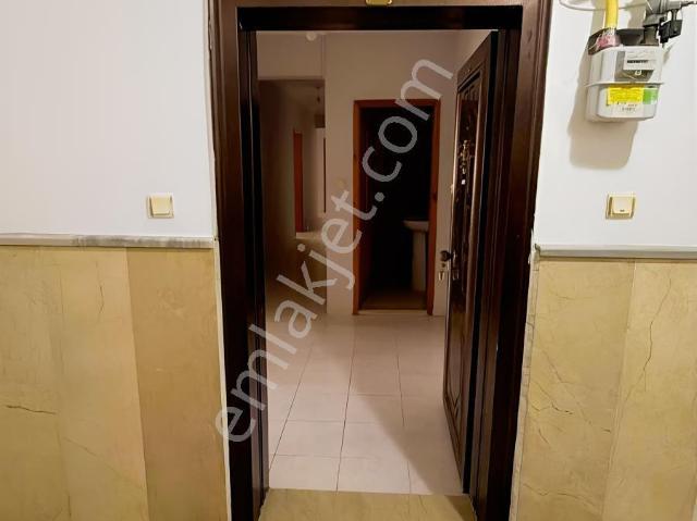 Bahçeleriçi Mahallesi Yaşamkent Sitesinde Kiralık 3+1 Daire