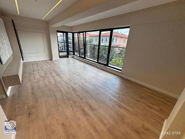 BAHÇELİDE YENİ BİNADA ASNSR K.GRJ TERASLI MANZARALI 3+1 LÜX DUBLEX
