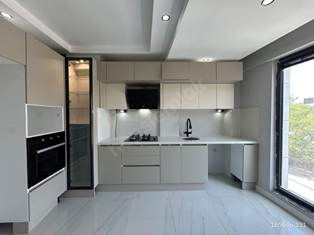 BAHÇELİEVLER MAH ORHAN OĞUZ CAD'Sİ ÜZERİ SATILIK 3+1 LÜKS DAİRE
