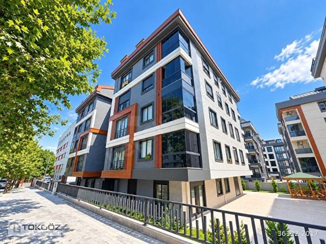 BAHÇELİEVLER MERKEZ'DE SIFIR KULLANIŞLI 2+1 DAİRE