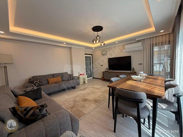 BAHÇELİEVLER MERKEZ'DE YENİ BİNADA 3+1 E.BANYOLU ARA KAT DAİRE