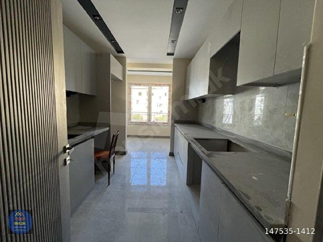 BAHÇELİEVLER 'DE MODERN MİMARİLİ LÜKS 2+1 KİRALIK DAİRE