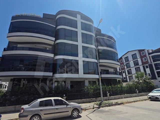 BAHÇELİEVLER DE SİTE İÇİ 3+1 SATILIK LÜKS DAİRE