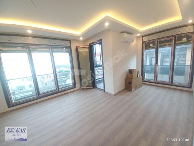 BAHÇELİEVLER HAZNEDAR MEYDAN MEDİCANA HAS. YANI DELİ HÜSYİN PAŞA CD. ÜSTÜ 3+2 175M2 SIFIR DUBLEKS