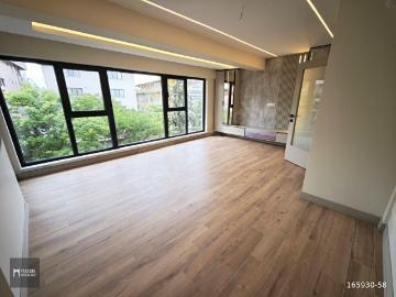 BAHÇELİEVLER SATILIK 2 GİRİŞLİ,ASANSÖRLÜ,3 BANYO GENİŞ 2+1 DAİRE
