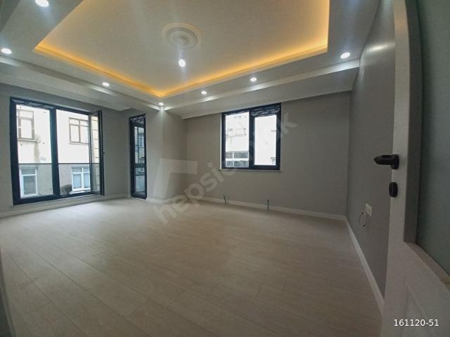 BAHÇELİEVLER YENİBOSNA ÇOBANÇEŞME MH SATILIK 85m 2+1 DAİRE KAT 3