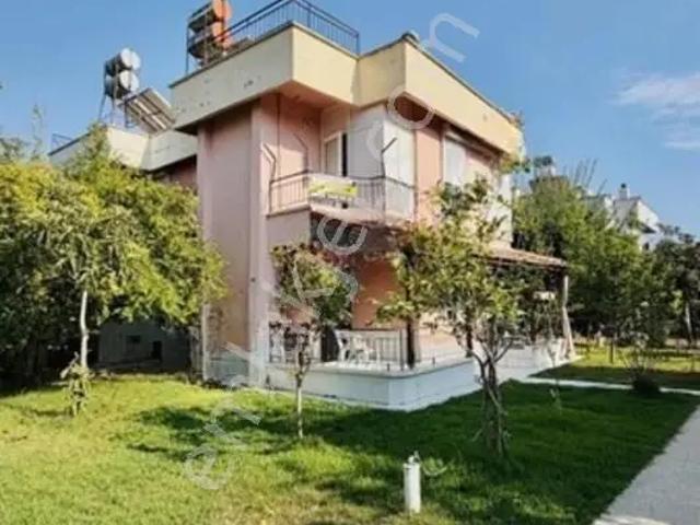Bahçeli Villa