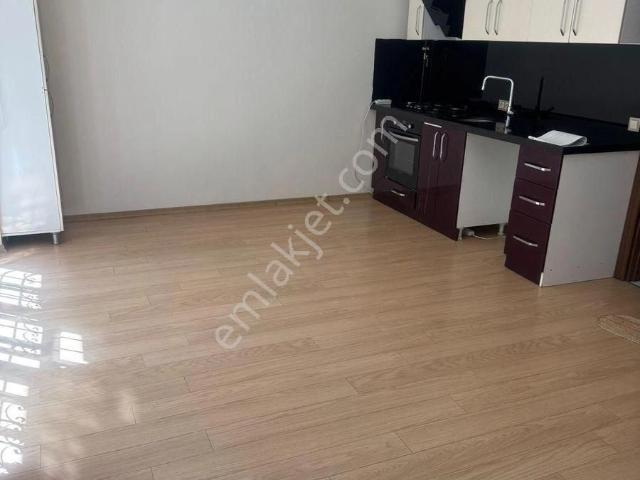 Bahçelide 1+1 Yüksek Giriş Kombili Garajlı 36 Bin Tl Cansudan