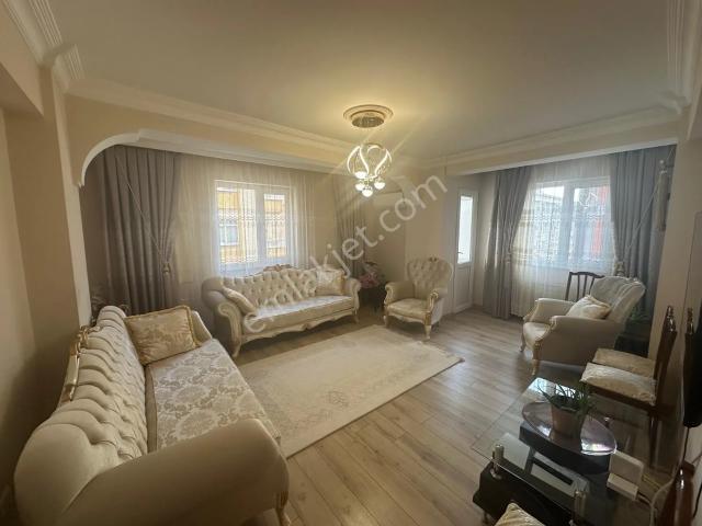 Bahçelievler 18yıllık 140m² Siyavuşpaşa Mah 3.kat 3+1 Asansörlü