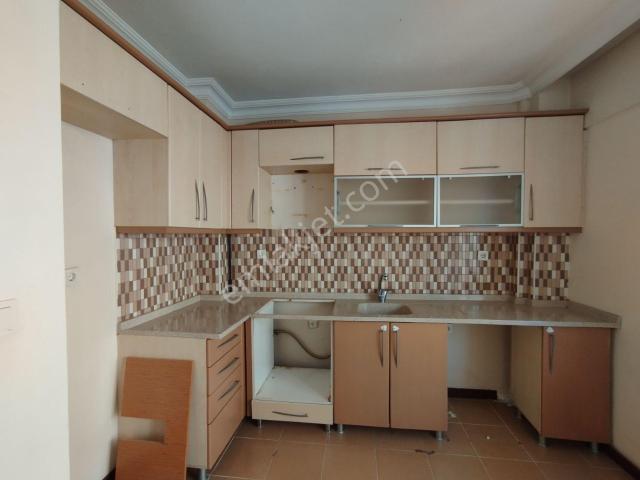 Bahçelievler 3+1 Ara Kat Kiralık Daire Karadeniz Emlak