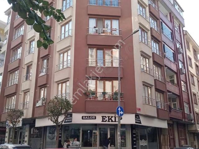 Bahçelievler Cumhuriyet Mahallesi Satılık Temiz 3+1 Dublex Daire