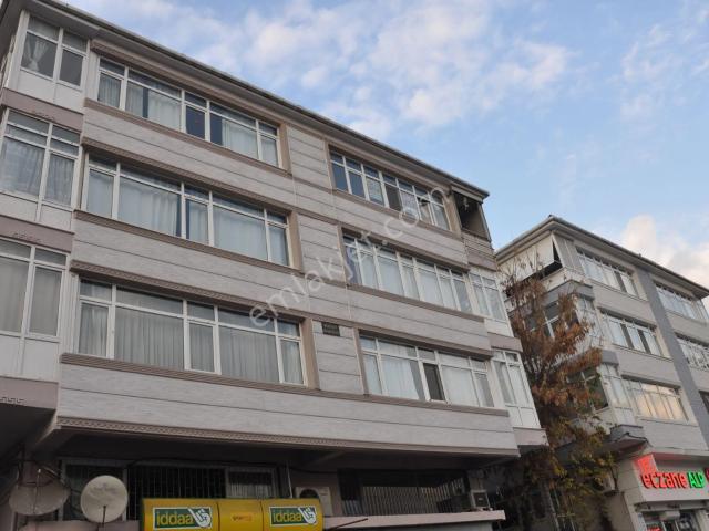 Bahçelievler Adnan Kahveci Bulvarı'nda 2+1 Satılık Daire