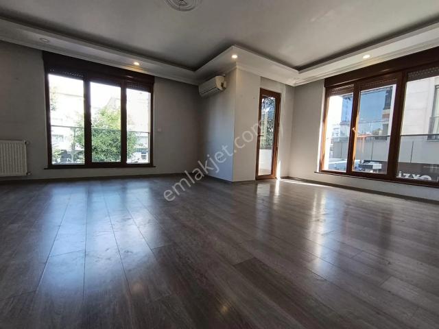Bahçelievler Adnan Kahveci Bulvarı Yeni Bina 3+1 Kiralık
