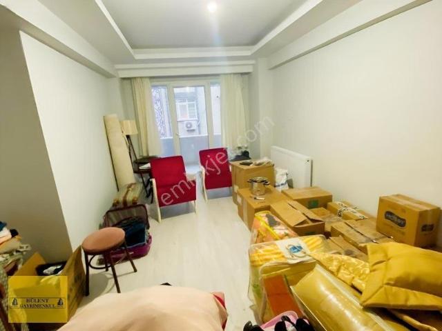 Bahçelievler Çavuşpaşa Cad Yakını Yeni Daire 3.kat 2+1 Asansörlü