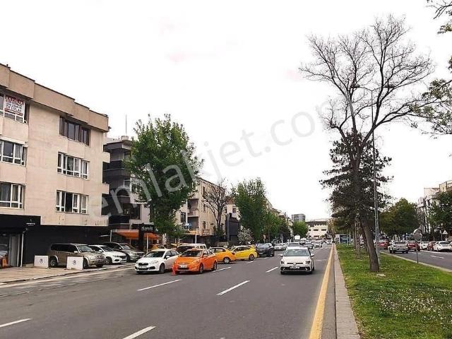 Bahçelievler De 5+1 Kombili 170 M2 Dubleks Daire