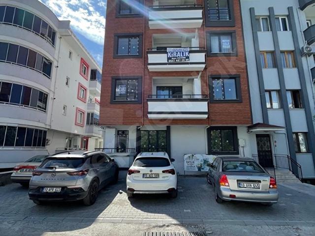 Bahçelievler demirtaşın arkasında sıfır 1+1