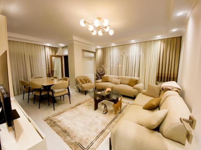 Bahçelievler Erguvan Sitesi İçerisinde 120m² Çok Şık 2.kat 3+1