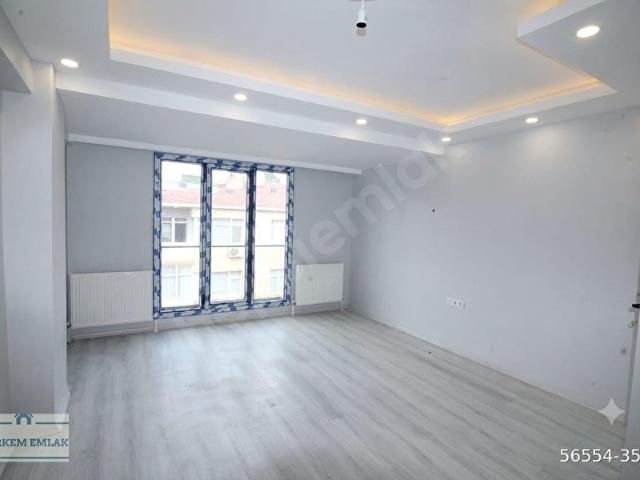 Bahçelievler Ferit Selim Paşa Caddesi Yakını Sıfır 3+1 Daire