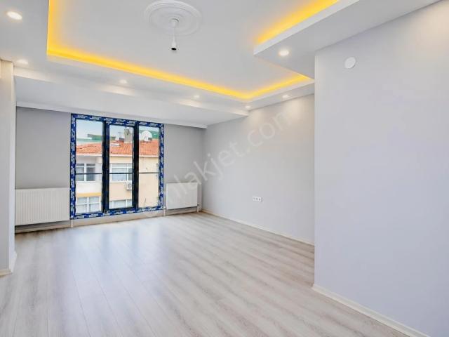 Bahçelievler Ferit Selimpaşa Cad Yakını Sıfır 3+1 Kredili