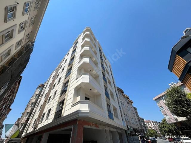Bahçelievler Feritselimpaşa Caddesi Üzeri 2+1 Sıfır Bina'da