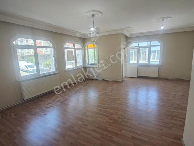Bahçelievler Kocasinan'da 3+1 150 M2 Daire