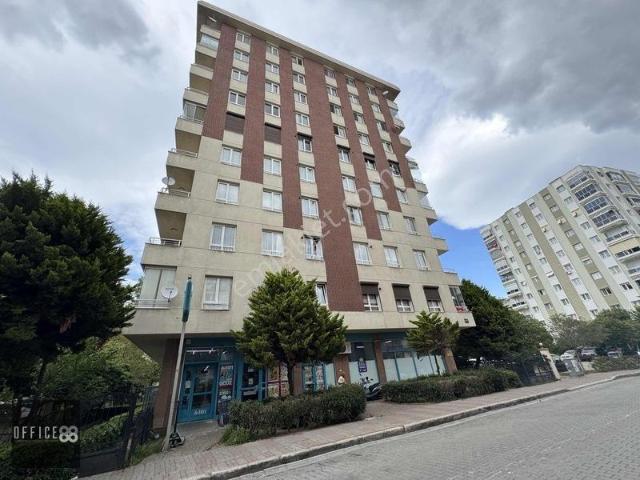 Bahçelievler Katlı Pazaryeri Yanı Geniş Ferah Kiralık Daireler