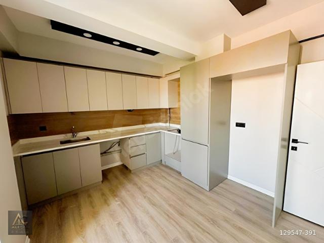 Bahçelievler Karakolu Civarı Sıfır Ful Yapılı 2+1 Daire