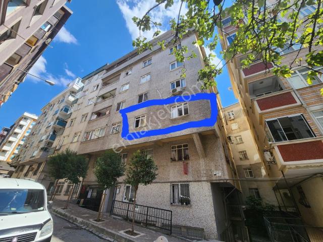 Bahçelievler Hürriyet Mah. 2+1 100 M2 1. Kat Geniş Ferah Daire