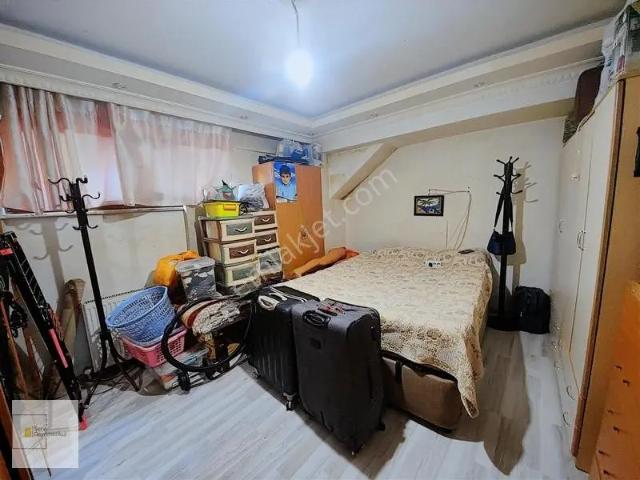 Bahçelievler Şirinevler'de 2+1 60 M2 Bahçe Kat Daire