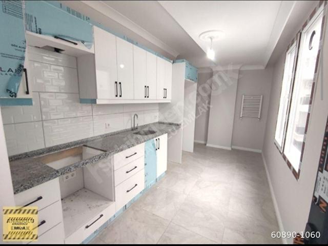 Bahçelievler Şirinevlerde sıfır 3+1 net 120 m2 daire ebeveyn ban