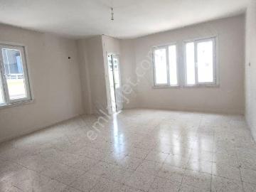 Bahçelievler Mah. Merkezi Konumlu 3+1 Kiralık Daire