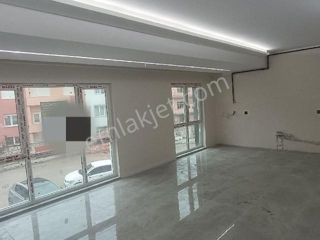 Bahçelievler Mah. Karşıyakada Geniş 125 M2 3+1 Sıfır Daire