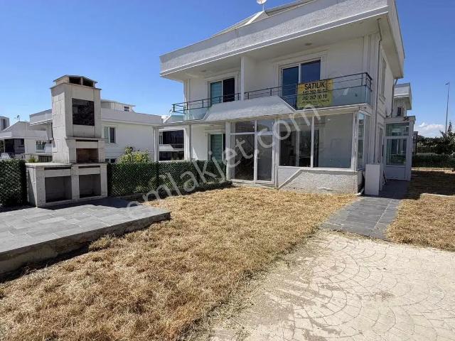 Bahçelievler Mah. Satılık Lüks Villa