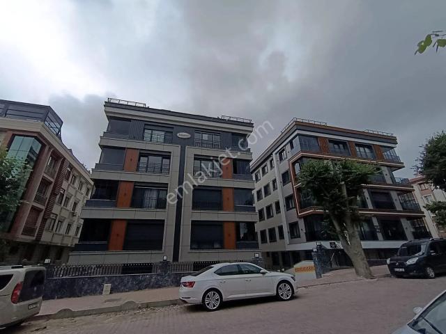 Bahçelievler Mahallesi Yeni Bina Da 2+1 Düz Giriş Kiralık