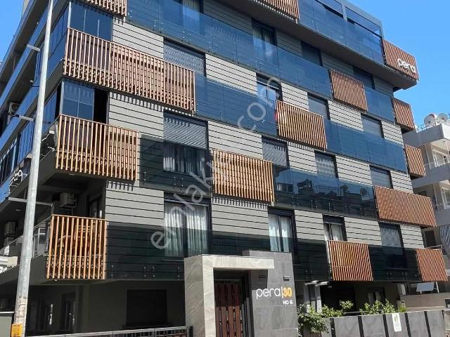 Denize Yürüme Mesafesinde Satılık 2+1 Ayrı Mutfaklı | 1 Yaşında
