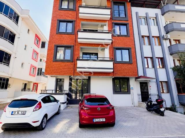 Bahçelievler Mahallesinde Sıfır Kiralık Arakat 1+1 Daire