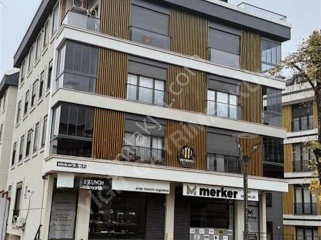 Bahçelievler Merkezi Konumda 5+2 Lüks Ferah Dubleks Daire