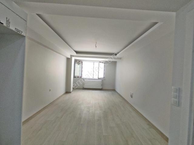 Bahçelievler Soğanlı Mah,70,m2 2+1 A Mutfak 3,kat Daire