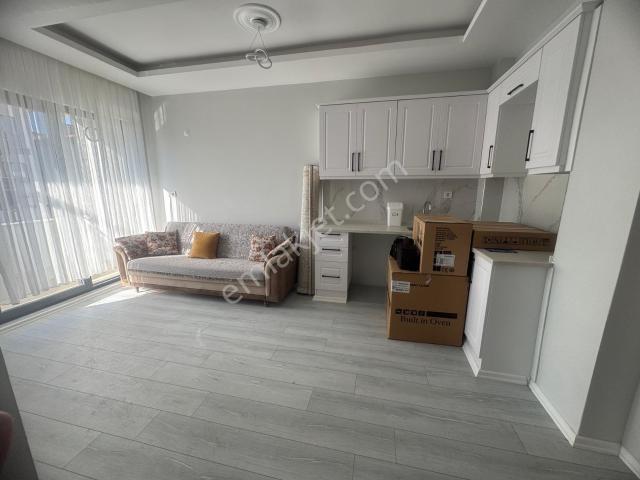Bahçelievler Savaştepe Caddesi Yakını Kiralık Eşyalı 1+1 Daire