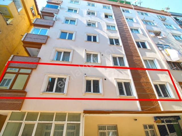 Bahçelievler Siyavuşpaşa'da Kiracılı 3+1 | 115 M² | Asansörlü