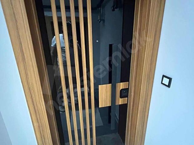 Bahçelievler üçyol'da Prestijli 2+1 Kapalı Otoparklı